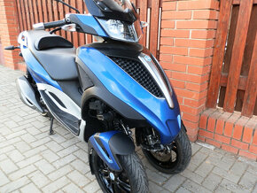 Piaggio MP3 300 Yourban LT (2015) - 18