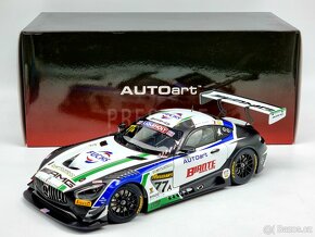 1:18 Autoart civilne modely - 18