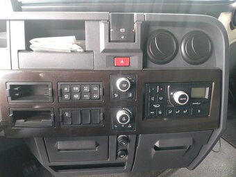 RENAULT T520 - EURO 6 C - DXi 13  HIGH - ZACHOVALÉ - 18