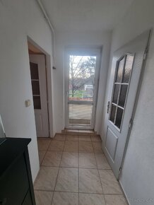 PRONAJMU ZACHOVALÝ SLUNNÝ BYT 42m2 1+1+Balkon ŘÍČANY - 18