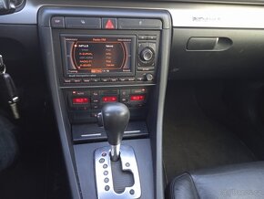 AUDI A4 AVANT B7 3,0TDi150kw,4X4,,AUTOMAT/F1,NAVI,XENONY,ALU - 18