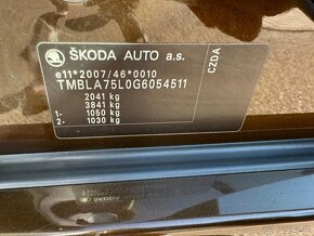 ►► ŠKODA YETI 1,4 TSI 4x4 - 110 kW, NAVI, PARK.KAMERA ◄◄ - 18