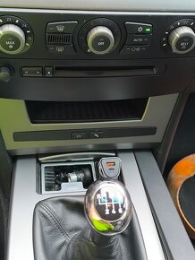 e60 530d manual - 18