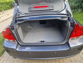 VOLVO S60 2.4 D5 INSCIPRION - 18