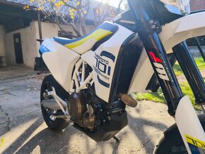 Husqvarna 701 Supermoto - 18