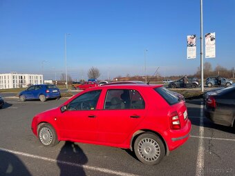 Škoda Fabia 1.4 MPi 50 kW, r. 2002. 205 tis km. Zimní pneu - 18