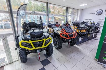 CAN-AM Outlander MAX 650 XT INT MY22, Oxford Blue,PŘEDVÁDĚCÍ - 18