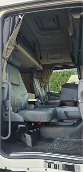 Scania R580 - 8x4 – Valník/Sklápěč+HR-HIAB XS 377 E8–EURO 6 - 18