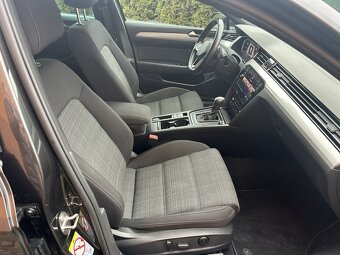 VW Passat 2.0 TDi 110kW serviska - 18