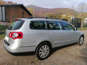 VOLKSWAGEN PASSAT COMBI DIESEL 2.0TDi 103KW TAŽNÉ KLIMA - 18