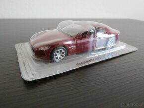 Autíčka modely Aston Martin, Maserati, Tatra 1:43. - 18