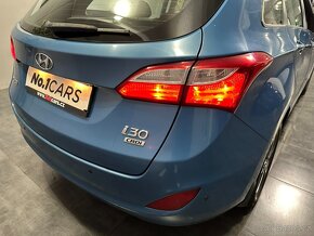 Hyundai i30 1,4 CRDI TRIKOLOR NOVÉ PNEU - 18