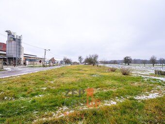 Prodej pozemku pro bydlení o rozloze 1 494 m2 - Kroměříž - B - 18