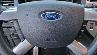 FORD KUGA 4x4 2.0 TDCI 120KW.TITANIUM.XENONY.TAŽNÉ.ALU 18". - 18