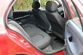 Škoda Fabia 1.2 HTP Ambiente 47 kW, Klima - 18
