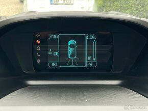 Ford Kuga 2.0TDCi 4x4 AUTOMAT 1.MAJITEL VÝHŘEV TAŽNÉ - 18