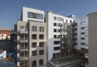 Pronájem zařízeného bytu 2+kk (70 m²), ul. Prokopova, Praha - 18