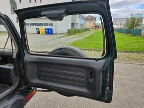 SUZUKI JIMNY 1.3i 4X4 - 18