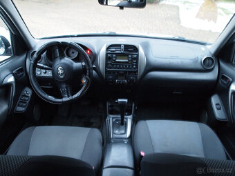 Toyota RAV4 4x4 , automat- Benzin - 18