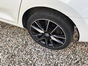 Škoda Rapid 1.2 Tsi 77kw Spaceback Sport r.v.2014 serviska, - 19