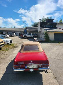 Mercedes Benz
230SL,110KW, rok 1966 - 19