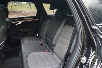 Volkswagen Touareg, 210kW R-Line Masáže HUD Pano - 19