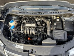 ► VW TOURAN 1,6 MPI - 75 KW- 7 MÍST, PARKO.SENZORY, NAVI◄ - 19