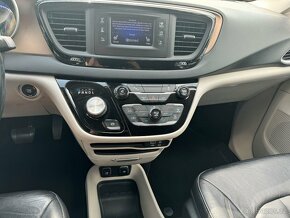 Chrysler Pacifica 3,6 L V6 Tour L 2017 - 19