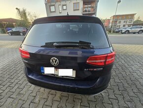 VW Passat Variant 2.0 BiTDI 4 MOTION (MAX výbava) - 19