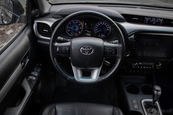 Toyota Hilux DC 2.4 I D-4D Executive A/T - 19