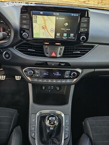 Hyundai i30 2,0 TGDI 202kW N Performance,1.Majitel,ČR,Kamera - 19