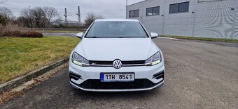 VW Golf 7 R-Line 1.6 TDI DSG, 85 kW, ČR, facelift, NAVI - 19