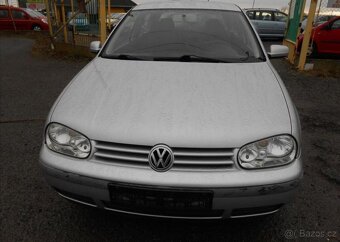 Volkswagen Golf 1,4 i 55 kW KLIMA benzín - 19