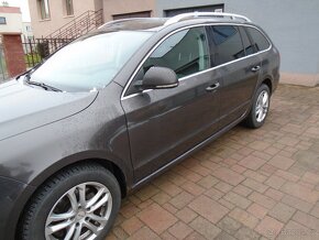 Superb 2.0 TDi 103 kW Combi - 19