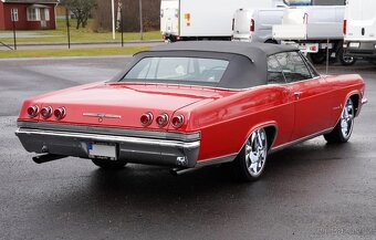 1965 Chevrolet Impala Convertible - 19