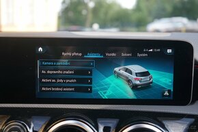 Mercedes-Benz Třídy A, 250e AMG Kamera CarPlay - 19