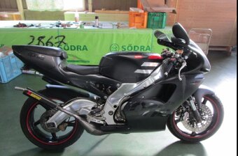 Aprilia RS 250 - 19