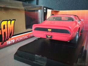 Dodge, Chevrolet a Pontiac 1:18 Greenlight - 19