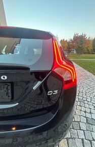 VOLVO V60 2.0D3 5VÁLCE AUTOMAT-NAVI-PDC-LED-VIRTUÁL-2014 - 19