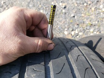 Sada 18" ALU disků BMW 5x120 + letní pneu Pirelli - 19