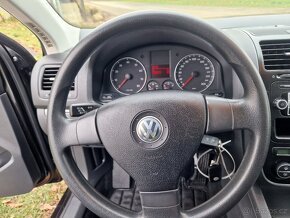 VW Golf 5 Variant     1,6 MPI 75 KW , tažné zař. - 19