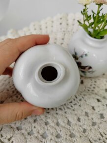 Krásná porcelánová minimalistická bílá figurka ptáčka/svícen - 19