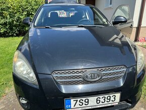 Kia Ceed 2008 1,4 - 19