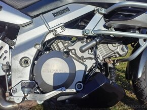 Suzuki DL 1000 v-strom - 19