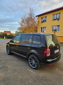 Vw touran 2.0tdi 103kw rok 2008 facelift - 19