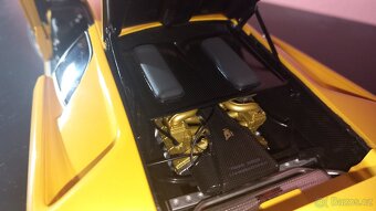 1:18 lamborghini diablo sw - 19