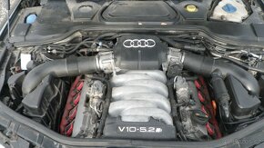 Prodám Audi S8 5.2 V10 331 kW  r.v.: 2007    Keramické brzdy - 19