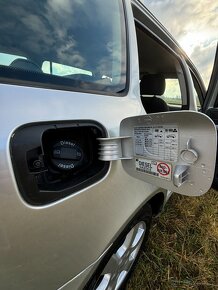 Škoda Octavia II Combi 4x4, 1,9 TDi, 77kW - 19