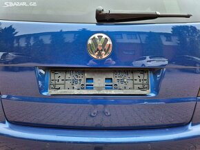 VW Touran 1.9TDI 77kW/2010,tažné,webasto,serviska,navi - 19