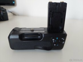 Sony A200, objektivy, příslušenství - 19